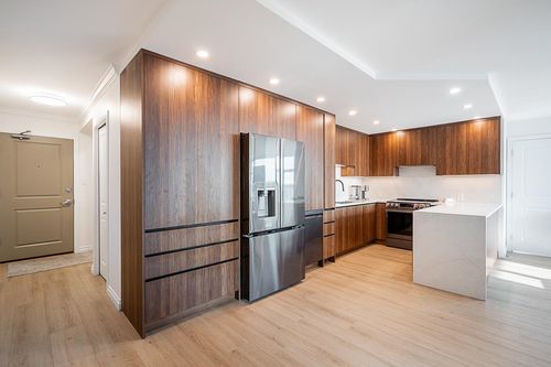 1906-4388 Buchanan St, Burnaby, BC, V5C6R8 | Card Image