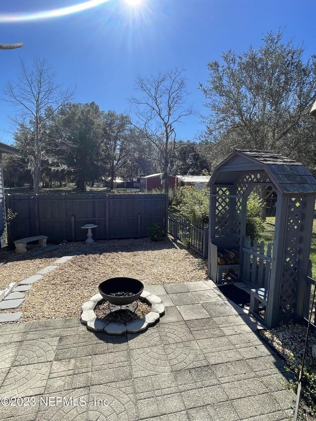 5127 Sw County Road 18 A, House other with 3 bedrooms, 2 bathrooms and null parking in Lake Butler FL | Image 6