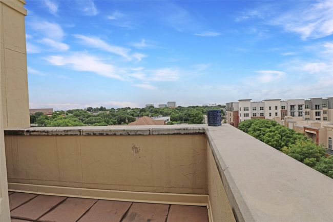 UNIT-301 - 800 E 15 Th St, Condo with 2 bedrooms, 2 bathrooms and null parking in Plano TX | Image 30