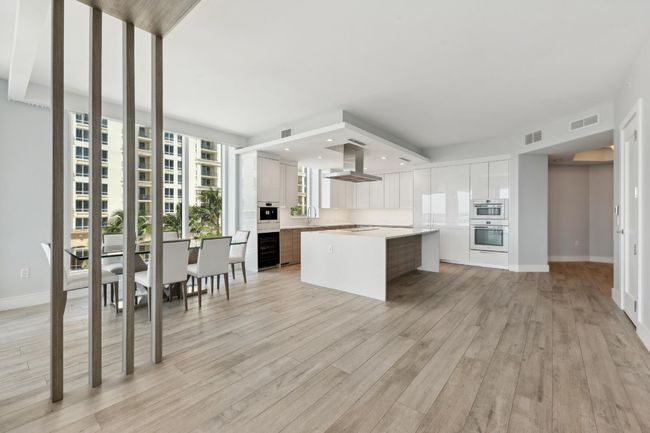 UNIT-5C - 3730 N Ocean Dr, Condo with 3 bedrooms, 4 bathrooms and null parking in Riviera Beach FL | Image 6
