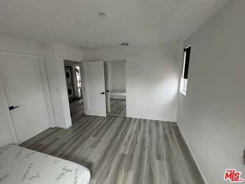 1224 N Alexandria Ave, Los Angeles, CA, 90029-1404 | Card Image