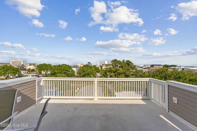 3rd floor deck (off living room ) | Image 13