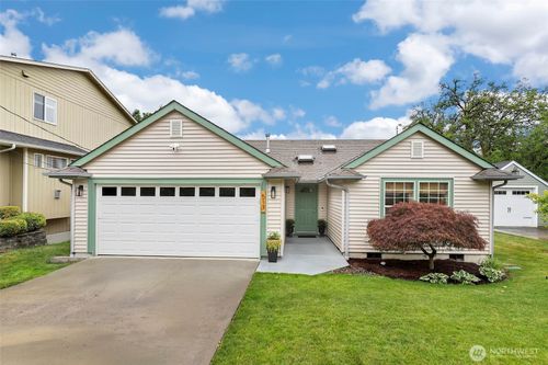 517 Ferry St Sw, Tumwater, WA, 98512-6475 | Card Image