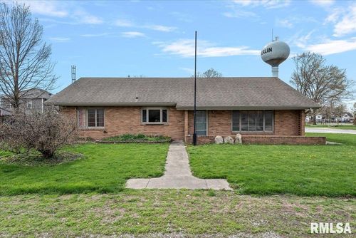 203 N Olive St, New Berlin, IL, 62670 | Card Image
