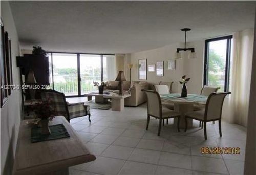 210-3590 S Ocean Blvd, Palm Beach, FL, 33480-5743 | Card Image