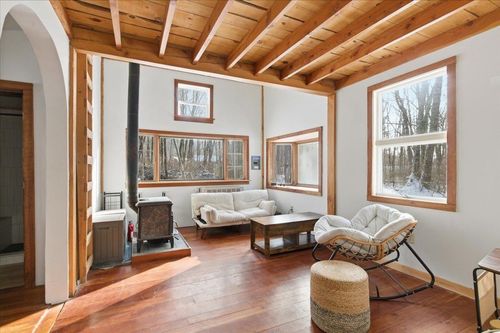 1227 Vt Route 30, Townshend, VT, 05353-9716 | Card Image