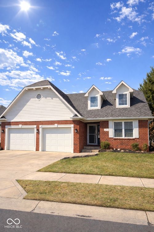 2298 Somerset Dr, Franklin, IN, 46131-9225 | Card Image