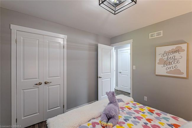 112 Wood St, House other with 5 bedrooms, 2 bathrooms and 4 parking in Brantford ON | Image 17