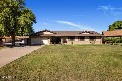 5814 W Sunnyslope Ln, Glendale, AZ, 85302-3121 | Card Image