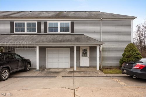 13946 Oakbrook Drive, North Royalton, OH, 44133 | Card Image