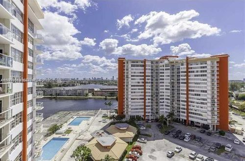 apt-1723e-1351 Ne Miami Gardens Dr, North Miami Beach, FL, 33179-4972 | Card Image