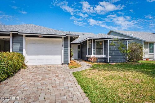 429 Upper 36th Ave S, Jacksonville Beach, FL, 32250-3912 | Card Image