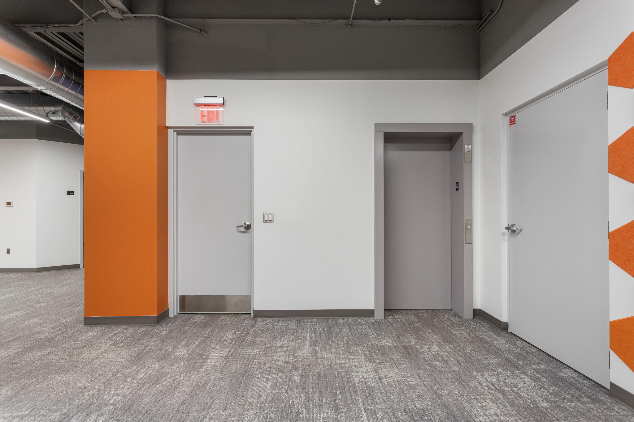 Commercial Lease in Holland 4