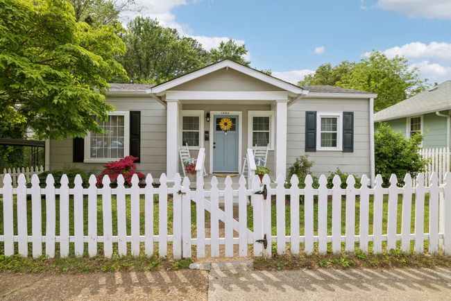 1304 Jones St, House other with 3 bedrooms, 1 bathrooms and 2 parking in Old Hickory TN | Image 5