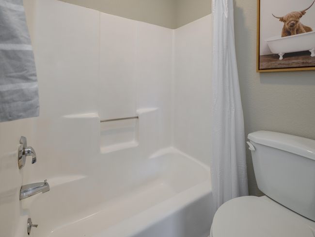2C - 201 E Michigan Ave, Condo with 2 bedrooms, 1 bathrooms and null parking in Paw Paw MI | Image 16