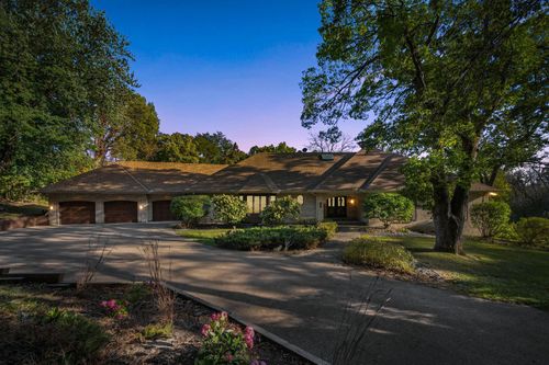 350 Ruann Rd, Wayzata, MN, 55391-9699 | Card Image