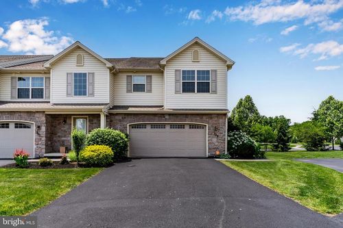 709 Jonathan Ct, MECHANICSBURG, PA, 17055-8800 | Card Image