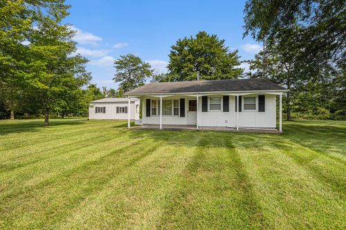 911 Dragon Shores Dr, Coldwater, MI, 49036-8075 | Card Image