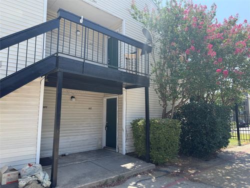 102-7431 Holly Hill Dr, Dallas, TX, 75231-5316 | Card Image