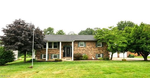 100 Linvale Dr, Norwich, OH, 43767-9787 | Card Image