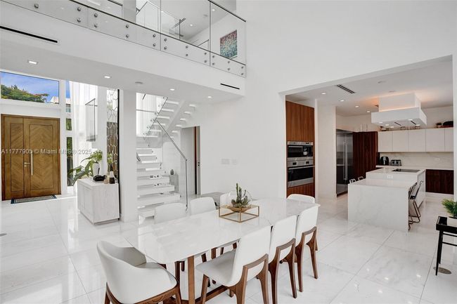 201 Buttonwood Dr, House other with 5 bedrooms, 7 bathrooms and null parking in Key Biscayne FL | Image 5