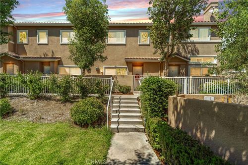 c-25710 Wagner Way, Stevenson Ranch, CA, 91381-2334 | Card Image