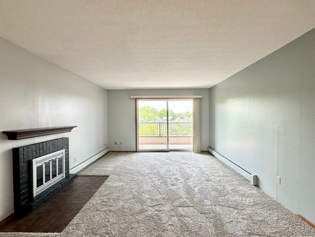 APT-306 - 2240 Midland Grove Rd, Condo with 2 bedrooms, 2 bathrooms and null parking in Roseville MN | Image 19