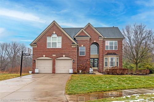 877 Wynstone Cir N, Oakland, MI, 48363-1605 | Card Image