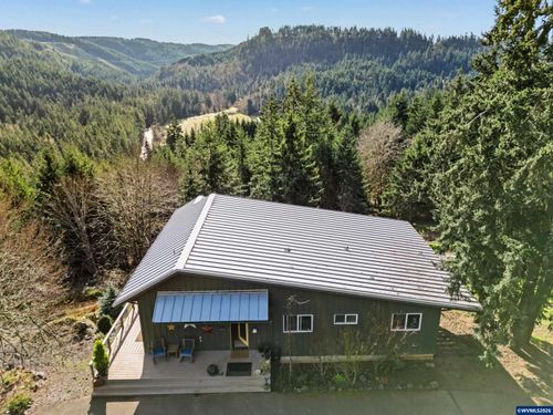 16343 Haven Acres Ln Ne, Silverton, OR, 97381-5900 | Card Image