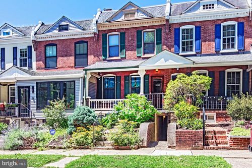 1018 Wawaset St, WILMINGTON, DE, 19806-3246 | Card Image