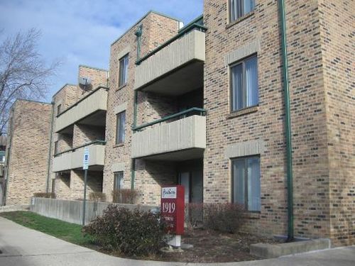 112-1919 Prairie Sq, Schaumburg, IL, 60173-4127 | Card Image