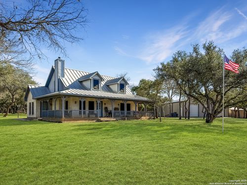 565 Red Bluff Ranch Road, Pipe Creek, TX, 78063 | Card Image