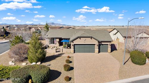 8510 N Pepperbox Rd, Prescott Valley, AZ, 86315-4028 | Card Image