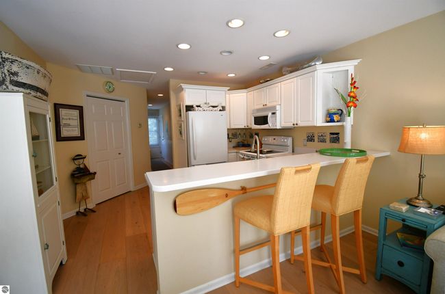 APT-6 - 13354 Stover Rd, House other with 1 bedrooms, 1 bathrooms and null parking in Charlevoix MI | Image 16