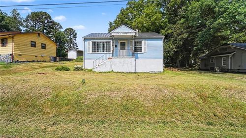 331 Railroad St, Asheboro, NC, 27203-4306 | Card Image