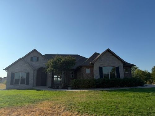 129 Turnberry Ln, Corsicana, TX, 75110-1194 | Card Image