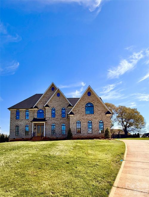 48-8110 Rolling Fields Rd, Charlotte, NC, 28227-7050 | Card Image