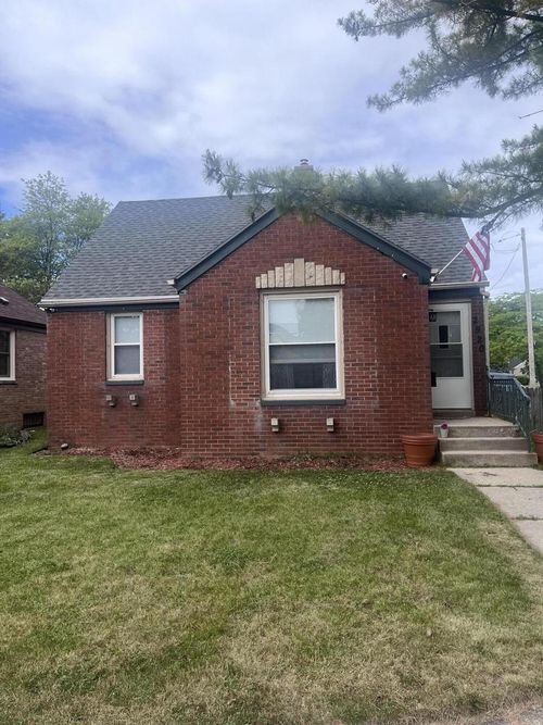 2920 Erie Street, RACINE, WI, 53402 | Card Image