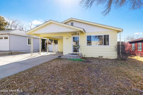 705 W Rosser St, Prescott, AZ, 86301-1131 | Card Image