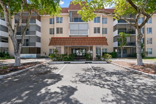 210-4156 Inverrary Dr, Lauderhill, FL, 33319-4522 | Card Image