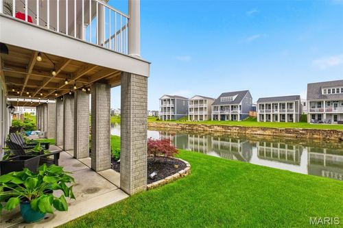 1064 Dyess Way, Saint Charles, MO, 63301-8468 | Card Image