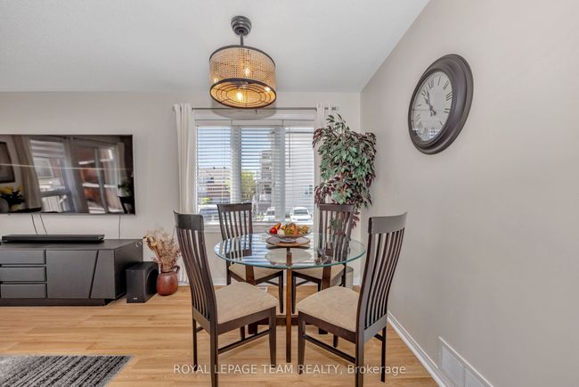 6 - 85 Cresthaven Dr, Condo with 2 bedrooms, 2 bathrooms and 1 parking in Nepean ON | Image 9
