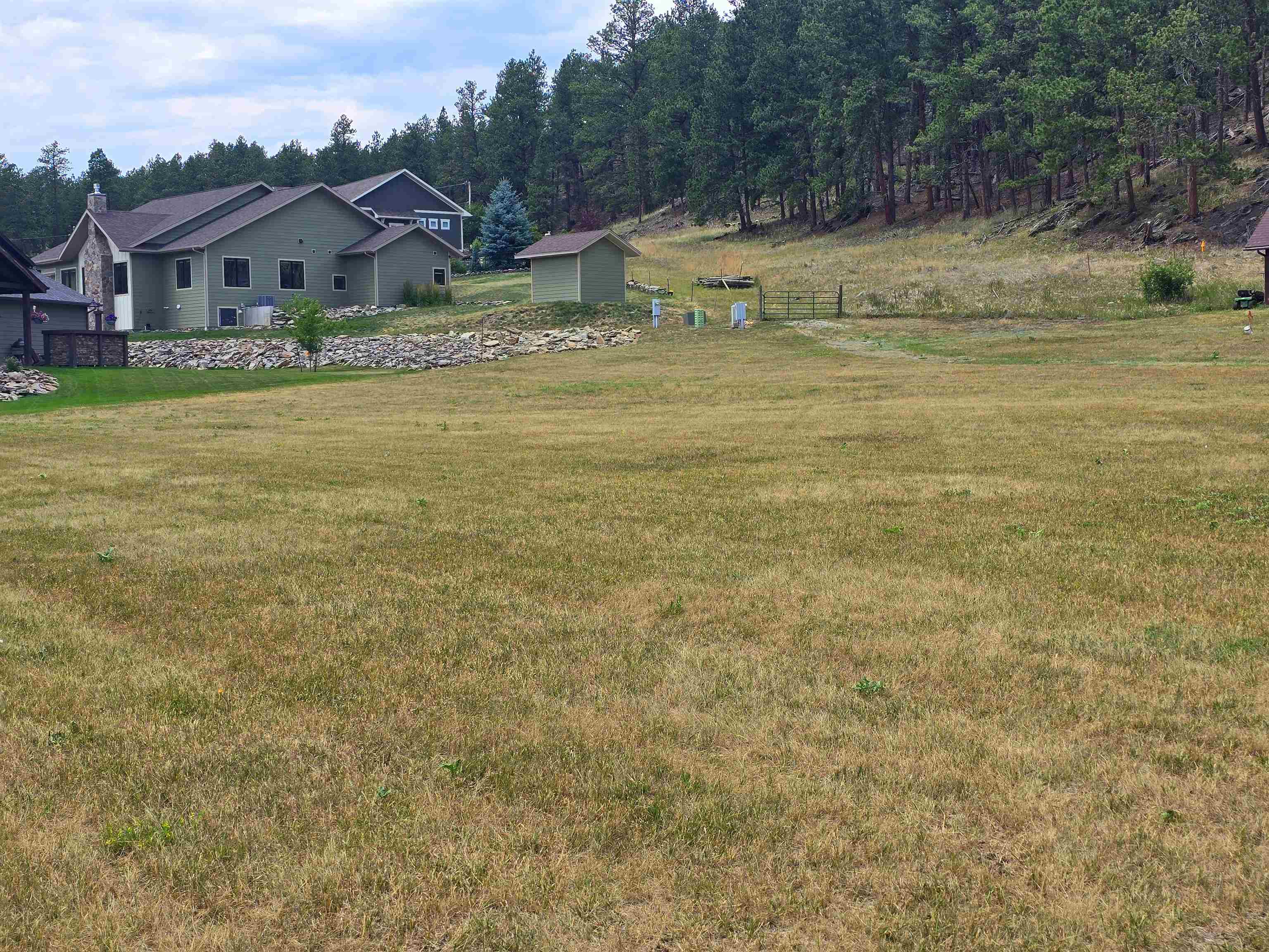 Land in Hill City
