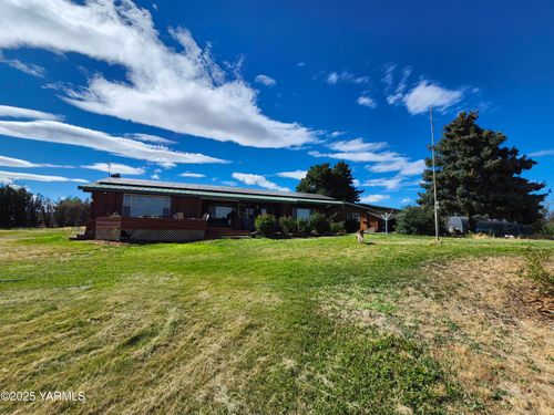 13520 Fisk Rd, Yakima, WA, 98908 | Card Image