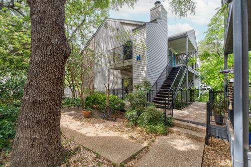 115-802 S 1st St, Austin, TX, 78704-1673 | Card Image