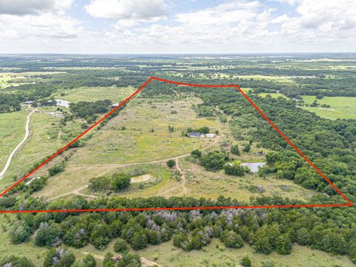 6222 Sw County Road 0050, Corsicana, TX, 75110-9425 | Card Image
