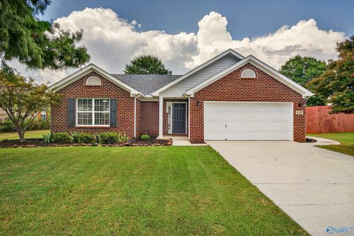 127 Olympia Dr, Meridianville, AL, 35759-2100 | Card Image