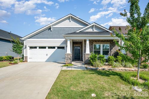 9311 Dunwich Dr, Gastonia, NC, 28056-9526 | Card Image