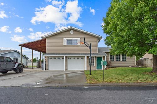 2011 Birch Dr, Lewiston, ID, 83501-6191 | Card Image