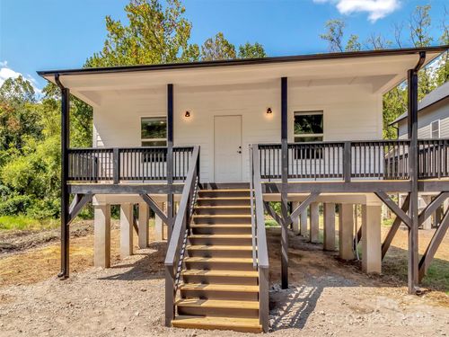 12 Whitson Rd, Asheville, NC, 28805-1939 | Card Image